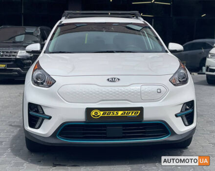 Білий Кіа Niro, об'ємом двигуна 64 л та пробігом 103 тис. км за 20400 $, фото 5 на Automoto.ua