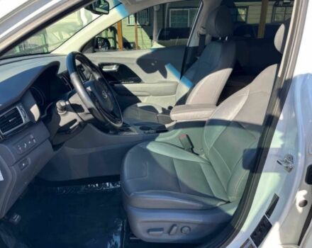 Білий Кіа Niro, об'ємом двигуна 1.6 л та пробігом 34 тис. км за 9700 $, фото 8 на Automoto.ua