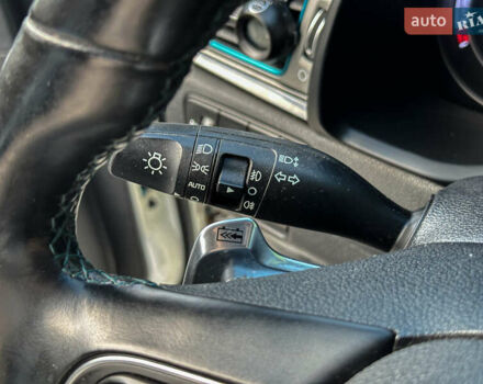 Білий Кіа Niro, об'ємом двигуна 0 л та пробігом 204 тис. км за 17800 $, фото 77 на Automoto.ua