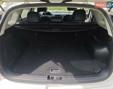 Белый Киа Niro, объемом двигателя 0 л и пробегом 162 тыс. км за 17300 $, фото 59 на Automoto.ua