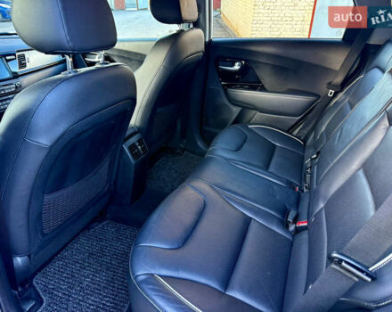Белый Киа Niro, объемом двигателя 0 л и пробегом 135 тыс. км за 16999 $, фото 19 на Automoto.ua