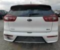 Білий Кіа Niro, об'ємом двигуна 1.6 л та пробігом 86 тис. км за 4100 $, фото 5 на Automoto.ua