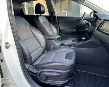 Белый Киа Niro, объемом двигателя 0 л и пробегом 91 тыс. км за 11300 $, фото 10 на Automoto.ua