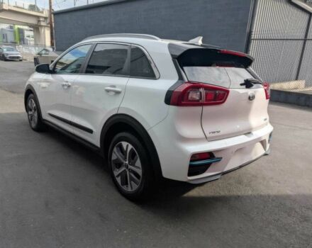 Белый Киа Niro, объемом двигателя 0 л и пробегом 43 тыс. км за 15000 $, фото 5 на Automoto.ua