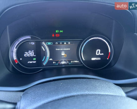 Белый Киа Niro, объемом двигателя 0 л и пробегом 210 тыс. км за 15900 $, фото 35 на Automoto.ua