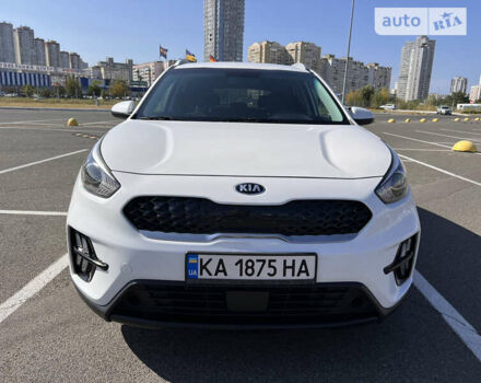 Киа Niro 2019 в Киеве на Automoto.ua Белый Киа Niro, объемом двигателя 1.59 л и пробегом 51 тыс. км за 19500 $, фото 5 на Automoto.ua