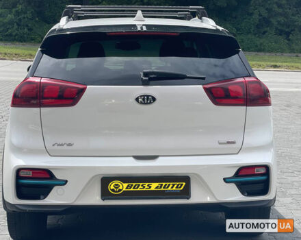 Білий Кіа Niro, об'ємом двигуна 64 л та пробігом 103 тис. км за 20400 $, фото 2 на Automoto.ua