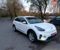 Білий Кіа Niro, об'ємом двигуна 0 л та пробігом 210 тис. км за 17600 $, фото 6 на Automoto.ua