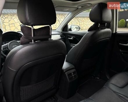 Белый Киа Niro, объемом двигателя 0 л и пробегом 100 тыс. км за 18999 $, фото 60 на Automoto.ua