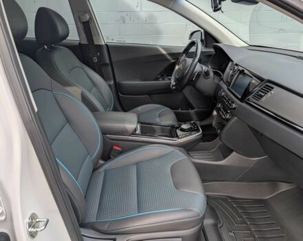 Белый Киа Niro, объемом двигателя 0 л и пробегом 39 тыс. км за 8700 $, фото 12 на Automoto.ua