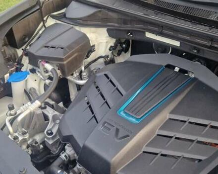 Киа Niro 2019 в Дубно на Automoto.ua Белый Киа Niro, объемом двигателя 0 л и пробегом 173 тыс. км за 17400 $, фото 9 на Automoto.ua