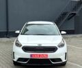 Киа Niro 2019 в Хмельницком на Automoto.ua Белый Киа Niro, объемом двигателя 1.6 л и пробегом 325 тыс. км за 13600 $, фото 1 на Automoto.ua
