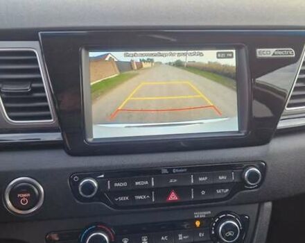 Киа Niro 2019 в Дубно на Automoto.ua Белый Киа Niro, объемом двигателя 0 л и пробегом 173 тыс. км за 17400 $, фото 22 на Automoto.ua