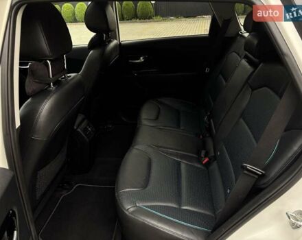 Белый Киа Niro, объемом двигателя 0 л и пробегом 100 тыс. км за 18999 $, фото 58 на Automoto.ua