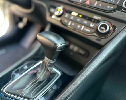 Белый Киа Niro, объемом двигателя 0 л и пробегом 91 тыс. км за 11300 $, фото 14 на Automoto.ua