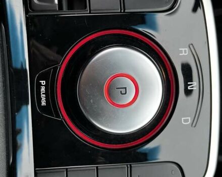 Белый Киа Niro, объемом двигателя 0 л и пробегом 150 тыс. км за 18000 $, фото 11 на Automoto.ua