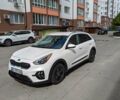 Білий Кіа Niro, об'ємом двигуна 1.58 л та пробігом 70 тис. км за 22500 $, фото 1 на Automoto.ua