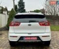 Белый Киа Niro, объемом двигателя 1.6 л и пробегом 213 тыс. км за 16500 $, фото 15 на Automoto.ua