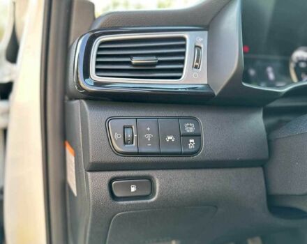 Белый Киа Niro, объемом двигателя 0 л и пробегом 91 тыс. км за 11300 $, фото 13 на Automoto.ua