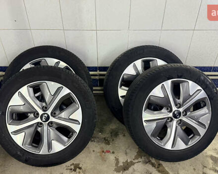 Білий Кіа Niro, об'ємом двигуна 0 л та пробігом 124 тис. км за 16999 $, фото 46 на Automoto.ua