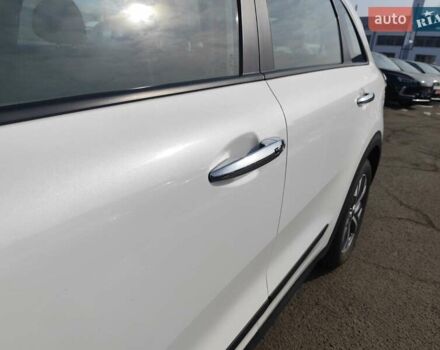 Белый Киа Niro, объемом двигателя 0 л и пробегом 105 тыс. км за 17555 $, фото 32 на Automoto.ua
