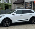 Білий Кіа Niro, об'ємом двигуна 0 л та пробігом 124 тис. км за 16999 $, фото 9 на Automoto.ua