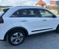 Белый Киа Niro, объемом двигателя 0 л и пробегом 145 тыс. км за 19700 $, фото 2 на Automoto.ua