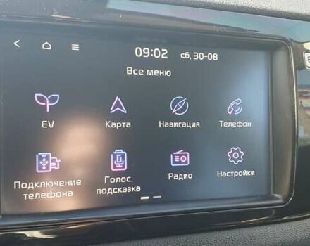 Белый Киа Niro, объемом двигателя 0 л и пробегом 199 тыс. км за 20000 $, фото 53 на Automoto.ua