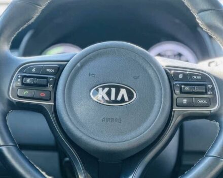 Белый Киа Niro, объемом двигателя 1.6 л и пробегом 49 тыс. км за 10200 $, фото 7 на Automoto.ua