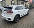 Белый Киа Niro, объемом двигателя 0 л и пробегом 150 тыс. км за 17500 $, фото 5 на Automoto.ua