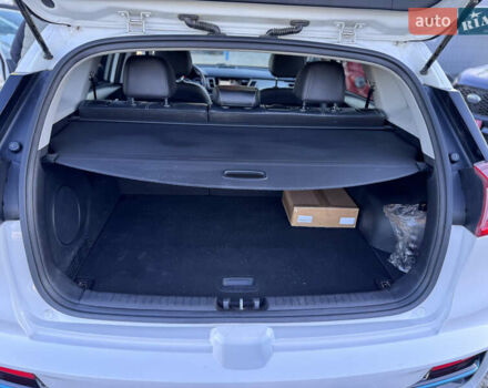 Белый Киа Niro, объемом двигателя 0 л и пробегом 210 тыс. км за 15900 $, фото 46 на Automoto.ua