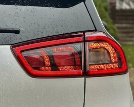 Белый Киа Niro, объемом двигателя 1.6 л и пробегом 213 тыс. км за 16500 $, фото 22 на Automoto.ua