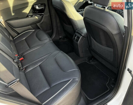 Білий Кіа Niro, об'ємом двигуна 0 л та пробігом 74 тис. км за 18700 $, фото 28 на Automoto.ua