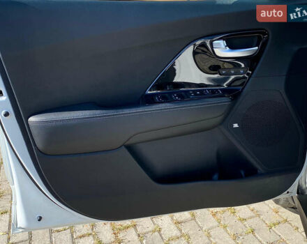 Белый Киа Niro, объемом двигателя 0 л и пробегом 70 тыс. км за 18850 $, фото 35 на Automoto.ua