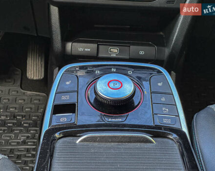 Білий Кіа Niro, об'ємом двигуна 0 л та пробігом 204 тис. км за 17800 $, фото 95 на Automoto.ua