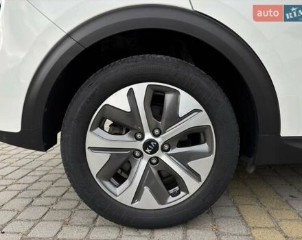 Белый Киа Niro, объемом двигателя 0 л и пробегом 100 тыс. км за 18999 $, фото 19 на Automoto.ua