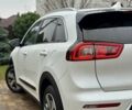 Белый Киа Niro, объемом двигателя 1.6 л и пробегом 213 тыс. км за 16500 $, фото 18 на Automoto.ua