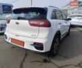 Белый Киа Niro, объемом двигателя 0 л и пробегом 105 тыс. км за 17555 $, фото 8 на Automoto.ua