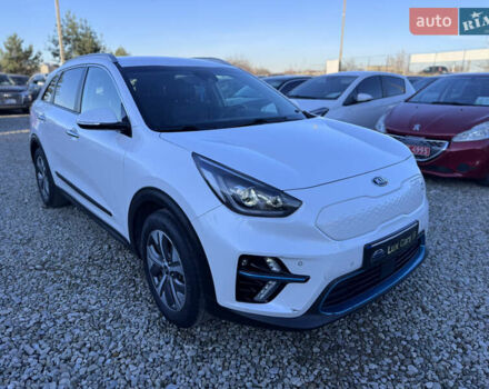 Белый Киа Niro, объемом двигателя 0 л и пробегом 210 тыс. км за 15900 $, фото 20 на Automoto.ua