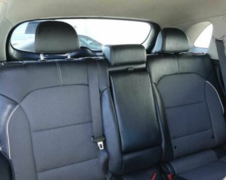 Білий Кіа Niro, об'ємом двигуна 0 л та пробігом 46 тис. км за 14150 $, фото 10 на Automoto.ua