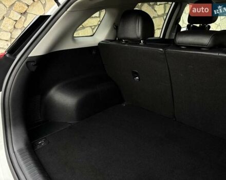 Белый Киа Niro, объемом двигателя 0 л и пробегом 100 тыс. км за 18999 $, фото 64 на Automoto.ua