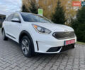 Киа Niro 2019 в Луцке на Automoto.ua Белый Киа Niro, объемом двигателя 1.58 л и пробегом 212 тыс. км за 15999 $, фото 3 на Automoto.ua
