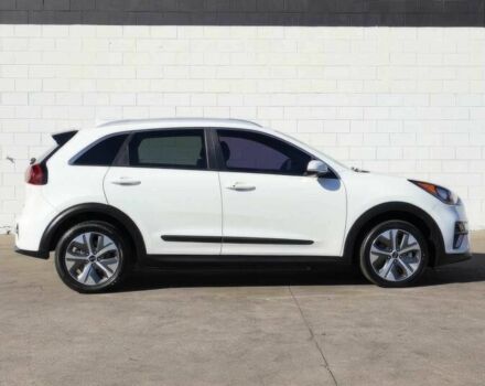 Білий Кіа Niro, об'ємом двигуна 0 л та пробігом 46 тис. км за 14150 $, фото 4 на Automoto.ua