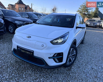 Белый Киа Niro, объемом двигателя 0 л и пробегом 210 тыс. км за 15900 $, фото 1 на Automoto.ua