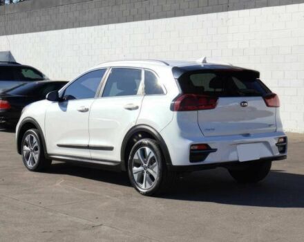 Білий Кіа Niro, об'ємом двигуна 0 л та пробігом 46 тис. км за 14150 $, фото 7 на Automoto.ua