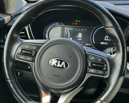 Киа Niro 2020 в Львове на Automoto.ua Белый Киа Niro, объемом двигателя 0 л и пробегом 129 тыс. км за 18350 $, фото 37 на Automoto.ua