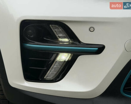 Білий Кіа Niro, об'ємом двигуна 0 л та пробігом 141 тис. км за 19499 $, фото 81 на Automoto.ua