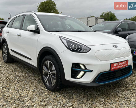 Белый Киа Niro, объемом двигателя 0 л и пробегом 96 тыс. км за 19950 $, фото 26 на Automoto.ua