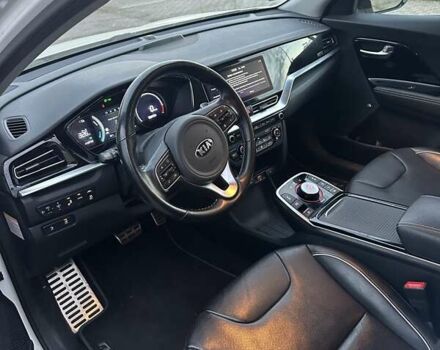 Белый Киа Niro, объемом двигателя 0 л и пробегом 129 тыс. км за 18950 $, фото 14 на Automoto.ua