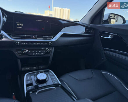 Киа Niro 2020 в Киеве на Automoto.ua Белый Киа Niro, объемом двигателя 0 л и пробегом 151 тыс. км за 19600 $, фото 22 на Automoto.ua